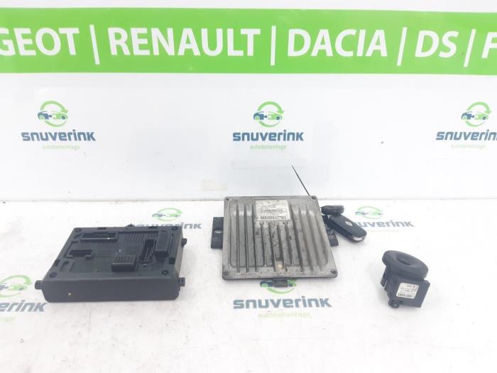 Used Engine management computer Renault Clio III Estate/Grandtour (KR) 1.5 dCi 85 Price € 106,23 Margin scheme offered by Snuverink Autodemontage