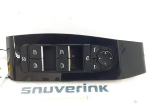 Used Multi-functional window switch Mazda CX-30 (DM) 2.0 e-SkyActiv X 186 16V Price on request offered by Snuverink Autodemontage