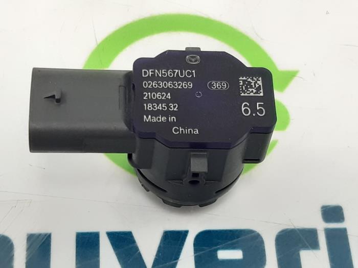 pdc a PDC Sensor Mazda CX-30 2.0 e-SkyActiv X 186 M Hybrid 16V - DFN567UC1