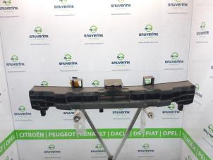 Used Rear bumper frame Renault Clio IV (5R) 0.9 Energy TCE 90 12V Price on request offered by Snuverink Autodemontage
