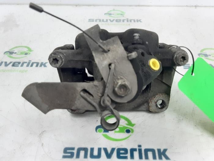 Rear brake calliper, left from a Opel Vivaro 2.0 CDTI 122 2020