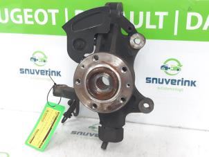 Usagé Joint avant droit Opel Vivaro 2.0 CDTI 122 Prix € 121,00 Prix TTC proposé par Snuverink Autodemontage