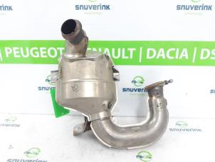 Used Catalytic converter Opel Vivaro 2.0 CDTI 122 Price € 326,70 Inclusive VAT offered by Snuverink Autodemontage