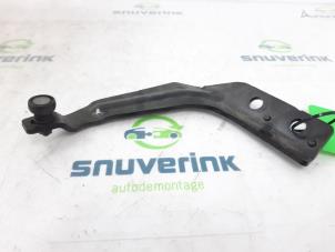 Used Sliding door roller, right Opel Vivaro 2.0 CDTI 122 Price € 30,25 Inclusive VAT offered by Snuverink Autodemontage