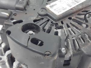 Dynamo van een Peugeot 2008 (CU) 1.2 Vti 12V PureTech 82 2016
