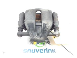 Usagé Etrier de frein (pince) avant droit Dacia Dokker (0S) 1.6 16V LPG Prix sur demande proposé par Snuverink Autodemontage