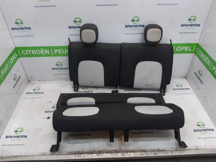 Używane Kanapa tylna Smart Forfour (453) 1.0 12V Cena € 95,00 Procedura marży oferowane przez Snuverink Autodemontage