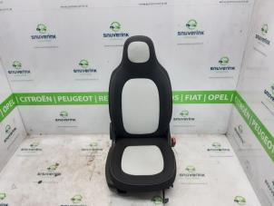 Gebrauchte Sitz rechts Smart Forfour (453) 1.0 12V Preis auf Anfrage angeboten von Snuverink Autodemontage