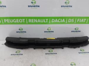 Used Front bumper frame Peugeot 3008 II (M4/MC/MJ/MR) 1.2 12V e-THP PureTech 130 Price € 30,25 Inclusive VAT offered by Snuverink Autodemontage