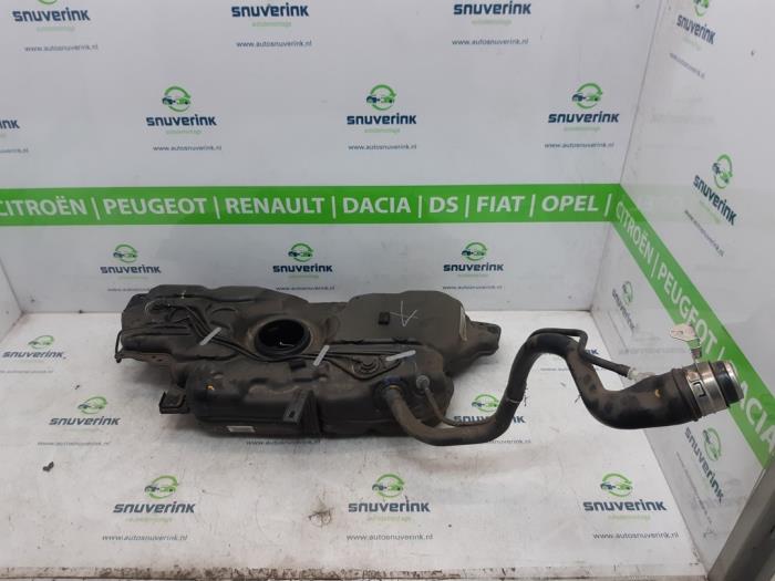 Tank Peugeot 3008 II 1.2 12V eTHP PureTech 130 9829931280