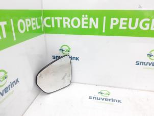 Used Mirror glass, left Peugeot 3008 II (M4/MC/MJ/MR) 1.2 12V e-THP PureTech 130 Price on request offered by Snuverink Autodemontage