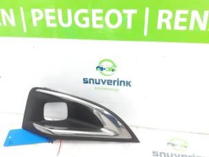 Used Front bumper, right-side component Peugeot 3008 II (M4/MC/MJ/MR) 1.2 12V e-THP PureTech 130 Price on request offered by Snuverink Autodemontage