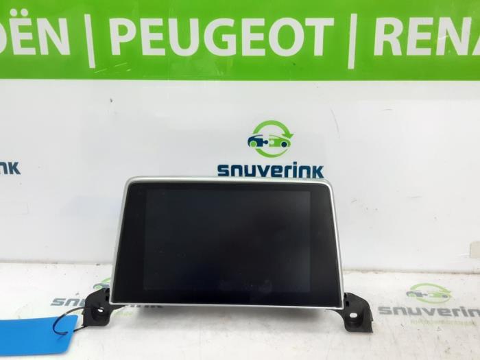 Begagnade Innerdisplay Peugeot 3008 II (M4/MC/MJ/MR) 1.2 12V e-THP PureTech 130 Pris € 211,75 Inklusive moms erbjuds av Snuverink Autodemontage
