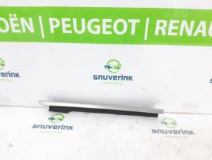 Used Decorative strip Peugeot 3008 II (M4/MC/MJ/MR) 1.2 12V e-THP PureTech 130 Price € 36,30 Inclusive VAT offered by Snuverink Autodemontage
