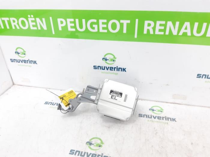 Używane Sterownik Start/Stop Toyota Urban Cruiser 1.33 Dual VVT-I 16V 2WD Cena € 50,00 Procedura marży oferowane przez Snuverink Autodemontage