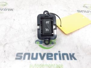 Used Cruise control switch Renault Megane III Berline (BZ) 1.5 dCi 90 Price € 15,00 Margin scheme offered by Snuverink Autodemontage