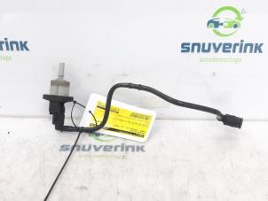 Used Vacuum relay Smart Forfour (453) 1.0 12V Price € 40,00 Margin scheme offered by Snuverink Autodemontage