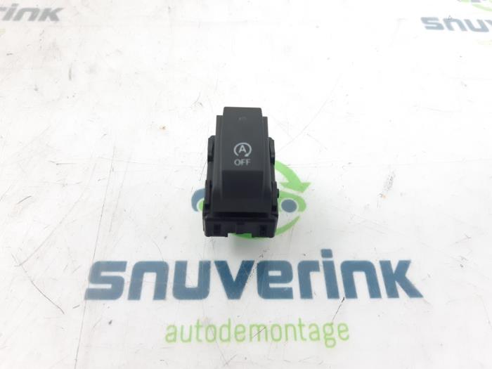 Usagé Commande start/stop Smart Forfour (453) 1.0 12V Prix € 25,00 Règlement à la marge proposé par Snuverink Autodemontage