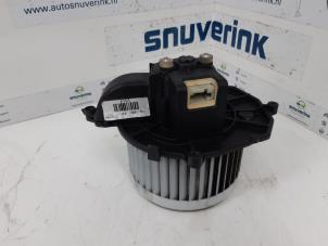 Used Heating and ventilation fan motor Peugeot Partner (GC/GF/GG/GJ/GK) 1.6 HDI 90 Price € 54,45 Inclusive VAT offered by Snuverink Autodemontage