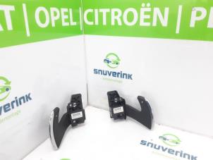 Usagé Kit manettes de commande Citroen C4 Picasso (UD/UE/UF) 2.0 16V Autom. Prix € 45,00 Règlement à la marge proposé par Snuverink Autodemontage