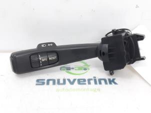 Gebrauchte Richtungsanzeiger Schalter Volvo V50 (MW) 1.6 D2 16V Preis auf Anfrage angeboten von Snuverink Autodemontage