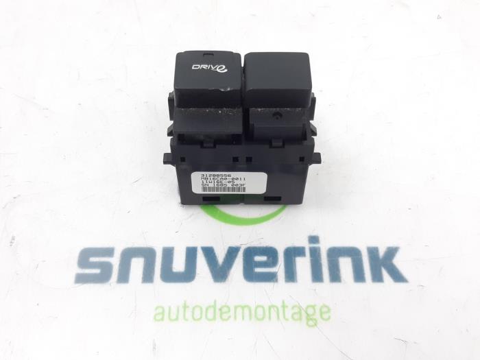 Używane Przelacznik Start/Stop Volvo V50 (MW) 1.6 D2 16V Cena € 25,00 Procedura marży oferowane przez Snuverink Autodemontage