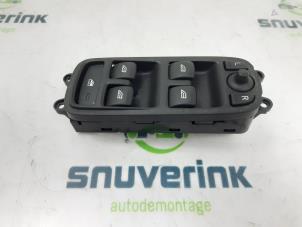 Used Multi-functional window switch Volvo V50 (MW) 1.6 D2 16V Price € 50,00 Margin scheme offered by Snuverink Autodemontage