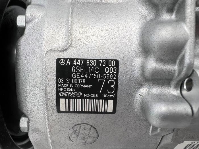 Pompe clim d'un Mercedes-Benz Vito (447.6) 1.6 111 CDI 16V 2014