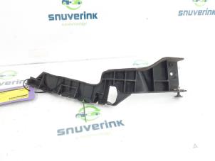 Usagé Support pare-chocs arrière droit Fiat 500 (312) 1.2 69 Prix sur demande proposé par Snuverink Autodemontage