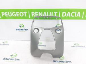 Gebrauchte Armaturenbrett Teil Peugeot 108 1.0 12V Preis auf Anfrage angeboten von Snuverink Autodemontage