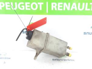 Used Power steering fluid reservoir Citroen Jumper (U9) 2.2 HDi 120 Euro 4 Price € 36,30 Inclusive VAT offered by Snuverink Autodemontage