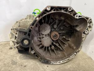 Used Gearbox casing Opel Vivaro 2.5 CDTI 16V Price on request offered by Snuverink Autodemontage