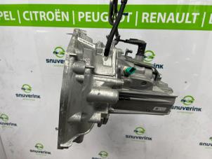 Gebrauchte Getriebe Renault Clio V (RJAB) 1.0 TCe 90 12V Preis € 1.028,50 Mit Mehrwertsteuer angeboten von Snuverink Autodemontage