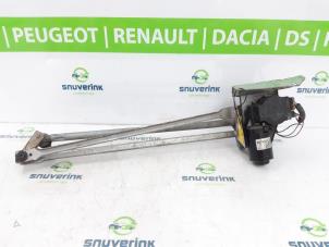 Used Wiper motor + mechanism Fiat Ducato (243/244/245) 2.8 JTD 15 Price € 108,90 Inclusive VAT offered by Snuverink Autodemontage
