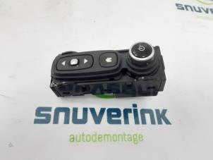 Used Radio control panel Renault Clio IV (5R) 1.5 Energy dCi 90 FAP Price € 30,00 Margin scheme offered by Snuverink Autodemontage