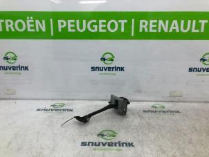 Used Rear door stop 4-door, right Peugeot 308 SW (4E/H) 1.6 HDi 16V FAP Price € 20,00 Margin scheme offered by Snuverink Autodemontage