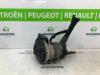 Power steering pump from a Peugeot 308 SW (4E/H), 2007 / 2014 1.6 HDi 16V FAP, Combi/o, 4-dr, Diesel, 1.560cc, 82kW (111pk), FWD, DV6C; 9HR; 9HL, 2009-12 / 2014-10 2011