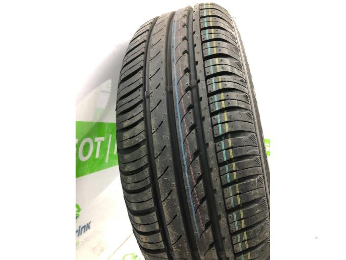 Tyre with tyre size 195/65/15 - ZOMER CONTINENTAL