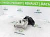 Engine mount from a Renault Clio V (RJAB) 1.0 TCe 90 12V 2021
