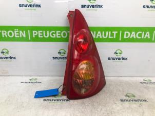Gebrauchte Rücklicht rechts Peugeot 107 1.0 12V Preis € 25,00 Margenregelung angeboten von Snuverink Autodemontage