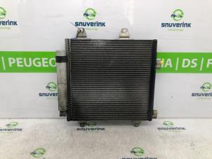 Usagé Condenseur de climatisation Peugeot 107 1.0 12V Prix € 40,00 Règlement à la marge proposé par Snuverink Autodemontage
