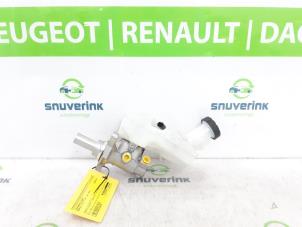 Used Master cylinder Renault Clio V (RJAB) 1.0 TCe 90 12V Price on request offered by Snuverink Autodemontage