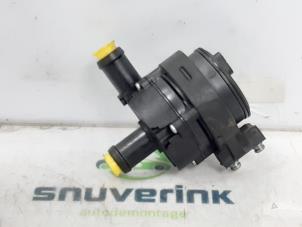 Used Water pump Renault Clio V (RJAB) 1.0 TCe 90 12V Price € 42,35 Inclusive VAT offered by Snuverink Autodemontage