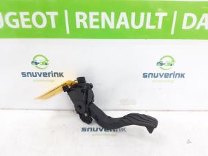 Used Accelerator pedal Renault Clio V (RJAB) 1.0 TCe 90 12V Price € 60,50 Inclusive VAT offered by Snuverink Autodemontage