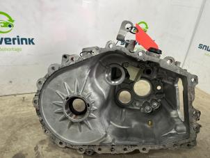 Used Gearbox casing Citroen C4 Picasso (3D/3E) 1.2 12V PureTech 130 Price € 140,00 Margin scheme offered by Snuverink Autodemontage