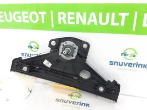Used Rear door window mechanism 4-door, right Renault Clio V (RJAB) 1.0 TCe 90 12V Price € 90,75 Inclusive VAT offered by Snuverink Autodemontage
