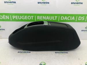 Used Middle console Citroen C4 Picasso (3D/3E) 1.2 12V PureTech 130 Price € 70,00 Margin scheme offered by Snuverink Autodemontage