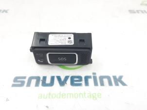 Usados Interruptor Renault Clio V (RJAB) 1.0 TCe 90 12V Precio de solicitud ofrecido por Snuverink Autodemontage