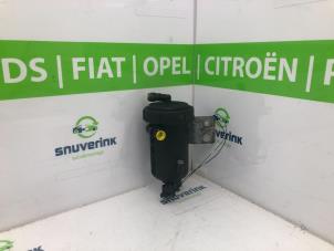 Używane Obudowa filtra paliwa Citroen Jumper (U9) 2.2 HDi 120 Euro 4 Cena € 181,50 Z VAT oferowane przez Snuverink Autodemontage