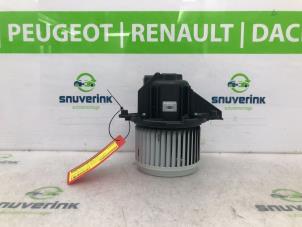 Used Heating and ventilation fan motor Citroen C4 Picasso (3D/3E) 1.2 12V PureTech 130 Price € 95,00 Margin scheme offered by Snuverink Autodemontage